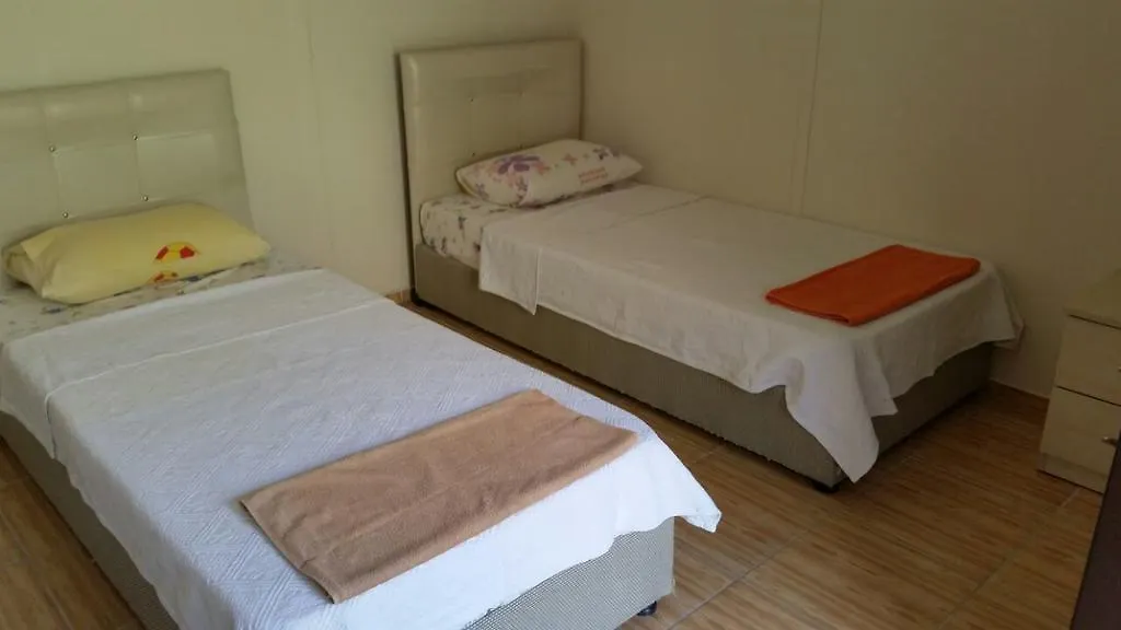 George House Panzió Faralya Törökország